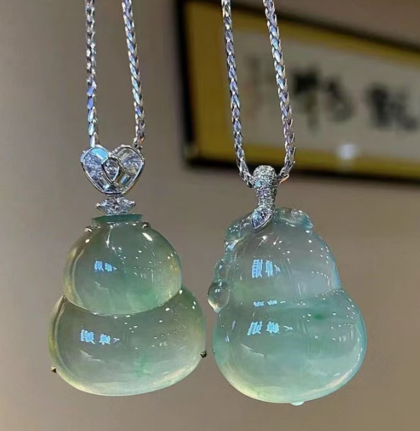 婵娟缅甸高端冰种翡翠玉吊坠葫芦老坑a货